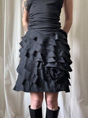 Vintage For Joseph Black Rosette Ruffle Skirt Women's Size 2 | Romantic Goth